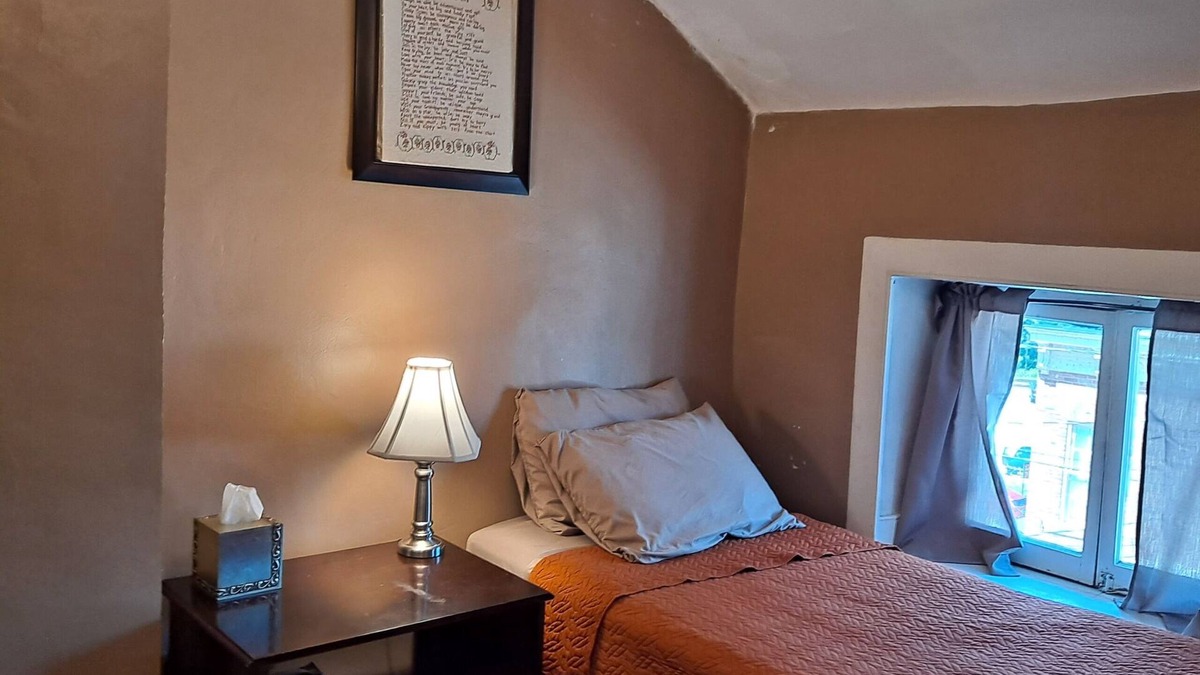 Harpers Ferry House | Room In Central Historic Downtown -River View West