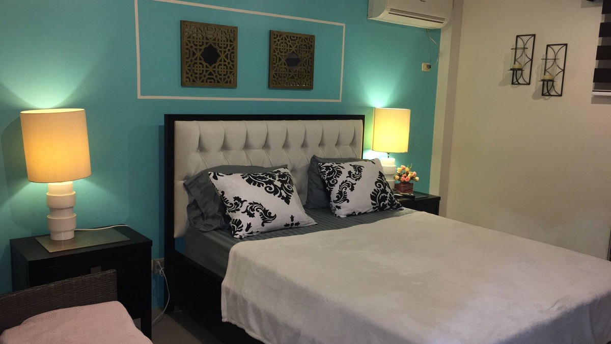 Samborondon Bed & Breakfast | Room in Ciudad Celeste
