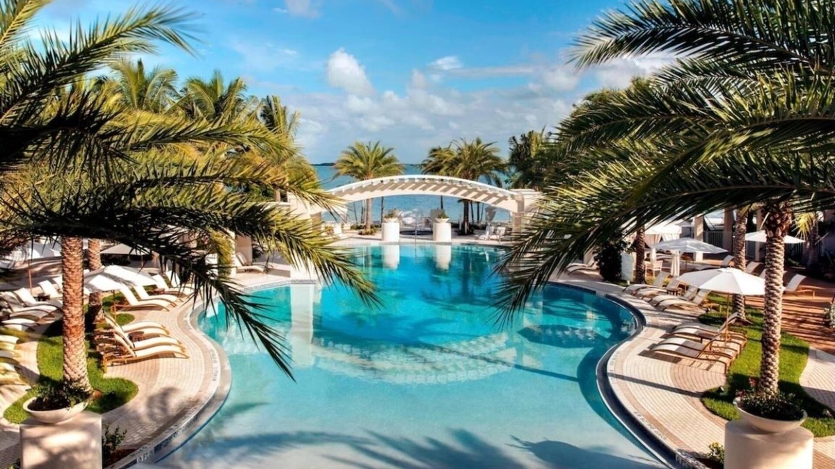Rock Harbor Hotel | Room in Elegant Beachfront Resort Ideal for Water Sports & Dolphin Swimming