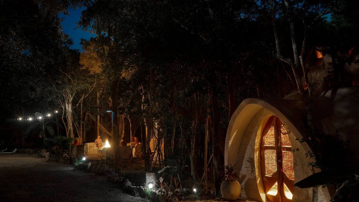 Soliman Bay Cabin | Room in Lodge - Unique Jungle Dome 2 Queen Beds