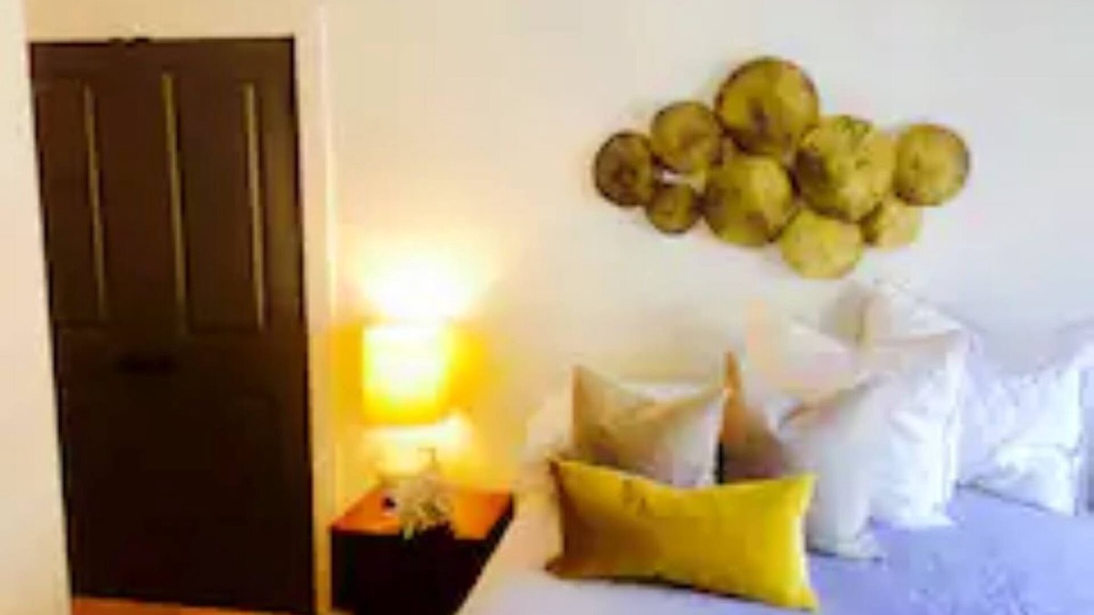 Glenwood Park House | Room in New Modern House! A1C