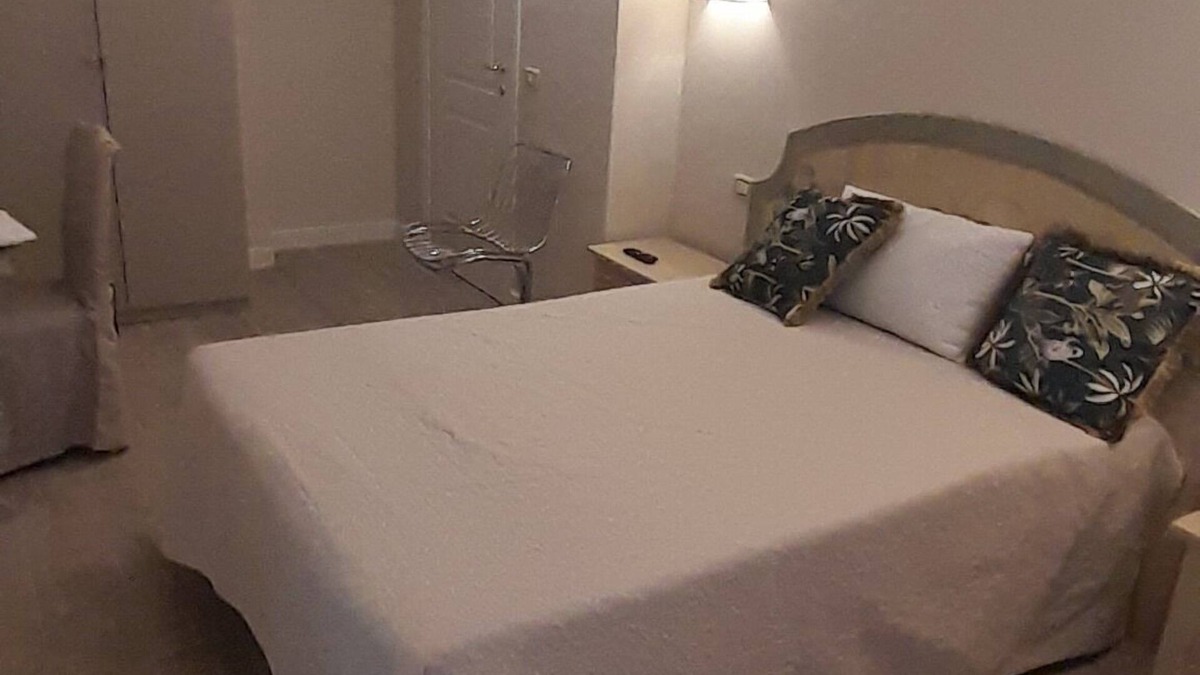 Acqualoreto Apartment | Room in newly renovated apartment with TV wifi coffe and tea