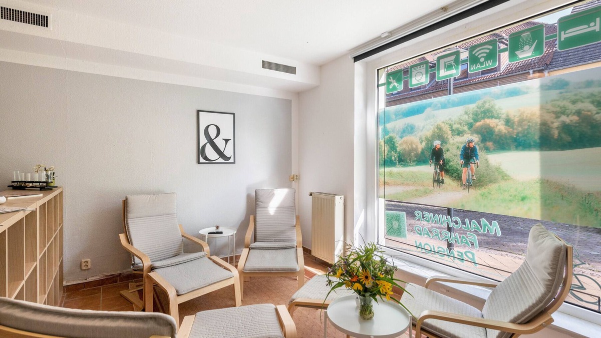Malchin Apartment | Room in the 'Accommodation for 6 people' with Wi-Fi
