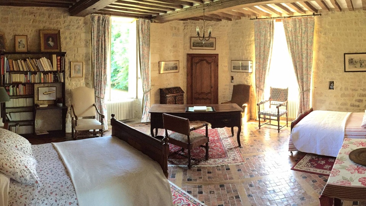 Asnieres-en-Bessin House | Room in Tower The Castle of Asnières en Bessin