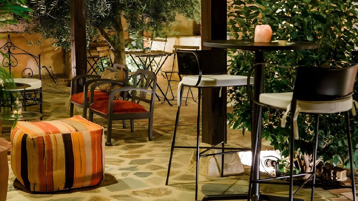 Castronuno House | Room 'Naranja' with Shared Garden and Wi-Fi