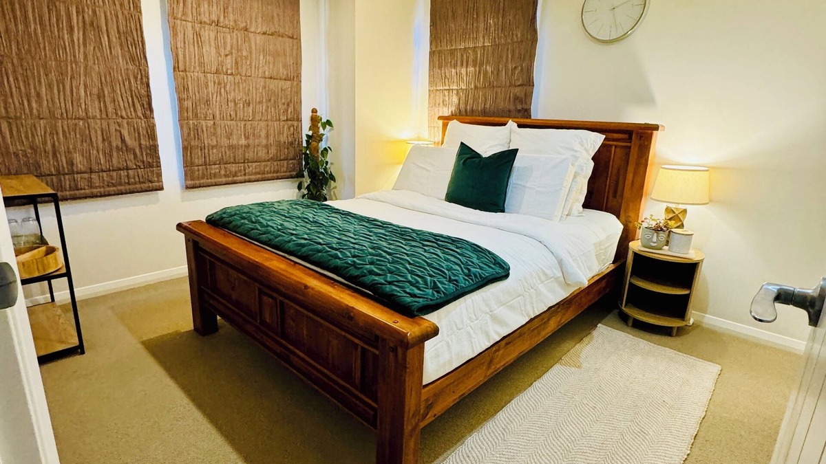 The Gardens House | Room near Auckland Airport
