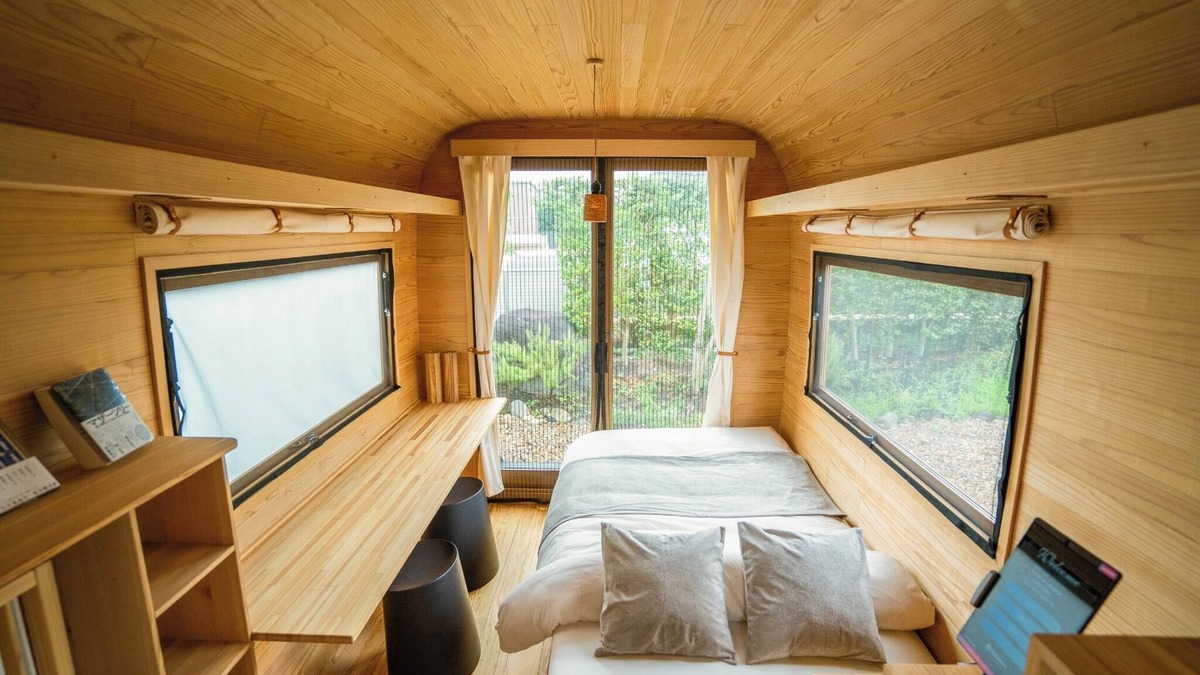 Utsunomiya Cottage | Room only 1 night plan Wooden trailerstyle tiny house lodging bedding bed /Utsunomiya Tochigi