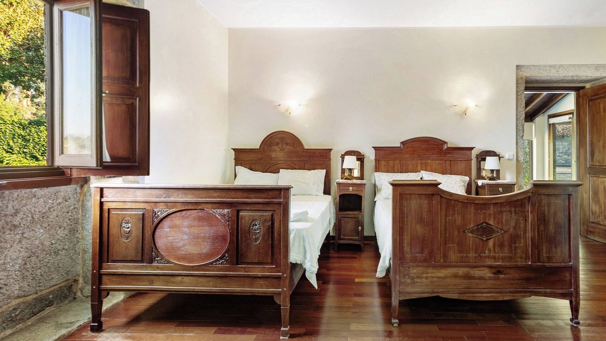 Amares Apartment | Room 'Quarto 2 - Quinta Da Ataíde' with Mountain View, Shared Pool and Wi-Fi