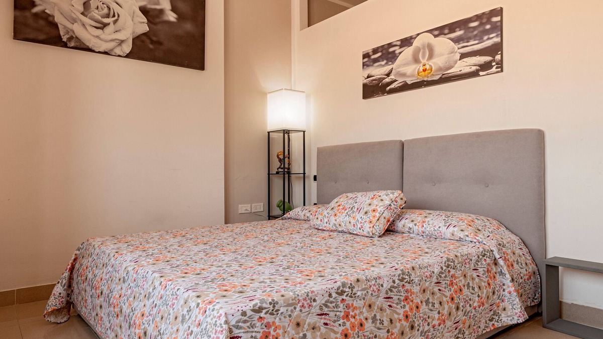 Stagno Apartment | Room 'Valle Benedetta' with Wi-Fi and Air Conditioning