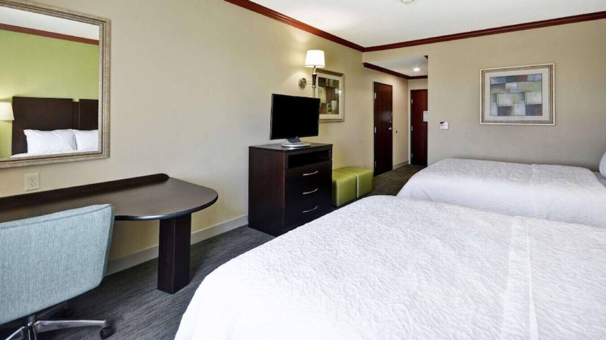 Central City House | Room w/ Refined Elegance! Best for Groups!