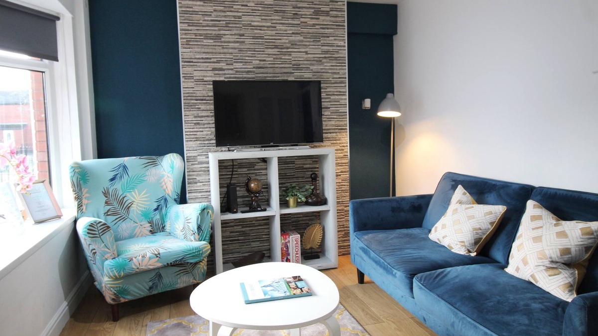 Belfast House | Room with Comfortable Beds