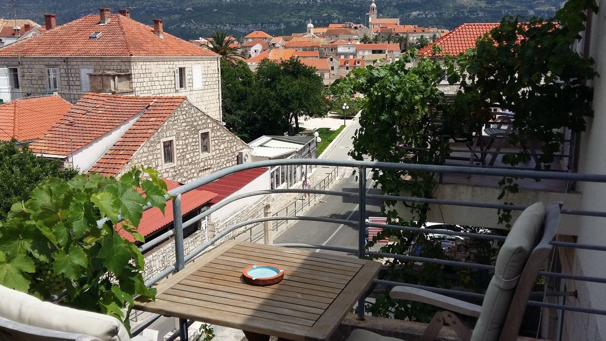 Cove Tri Zala (Zrnovo) Apartment | Room with the view - Blue