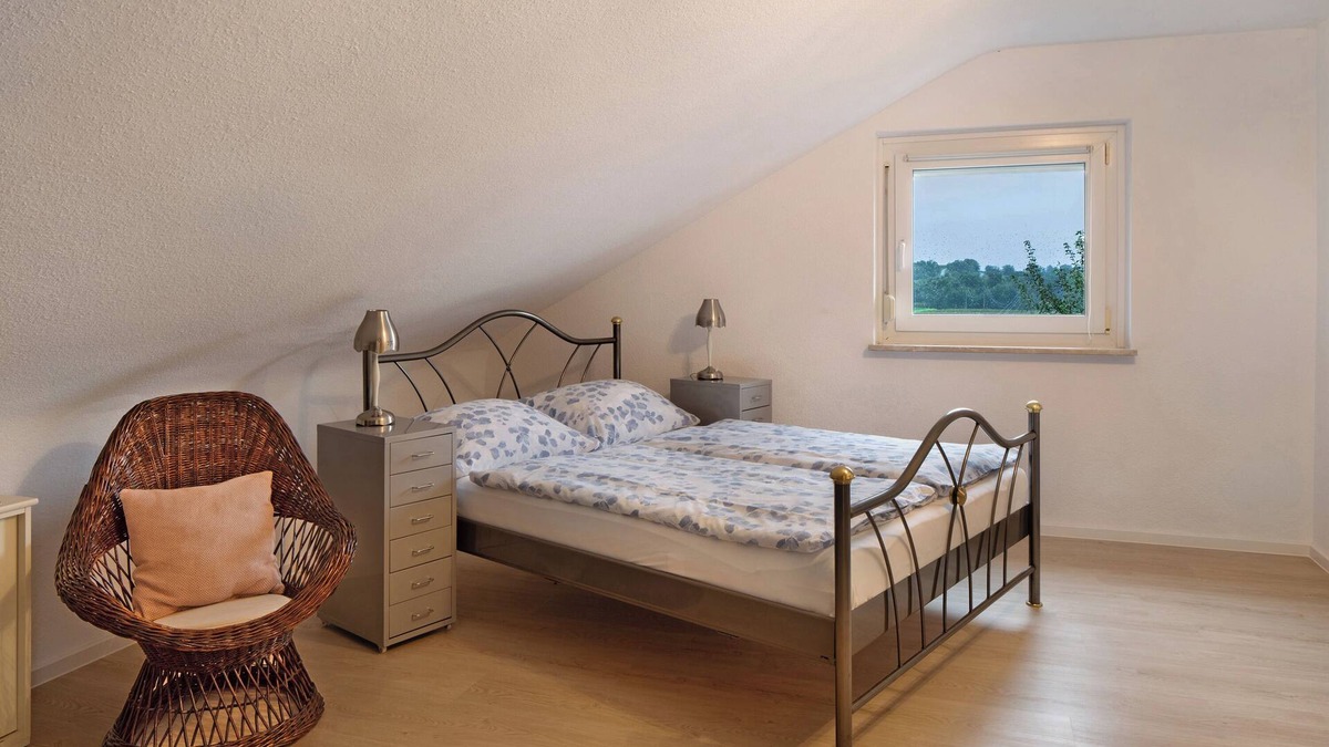 Endingen am Kaiserstuhl Apartment | Room 'Zimmer Vogesenblick'