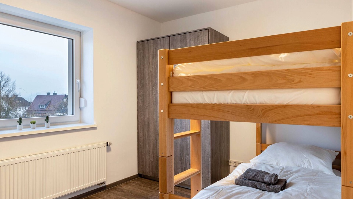 Rotenburg an der Fulda Apartment | Room 'Zimmer 2' with Shared Garden and Wi-Fi