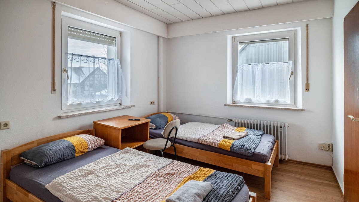 Berg Apartment | Room 'Zimmer 10' with Wi-Fi