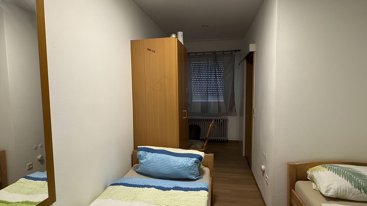 Berg Apartment | Room 'Zimmer 8' with Wi-Fi