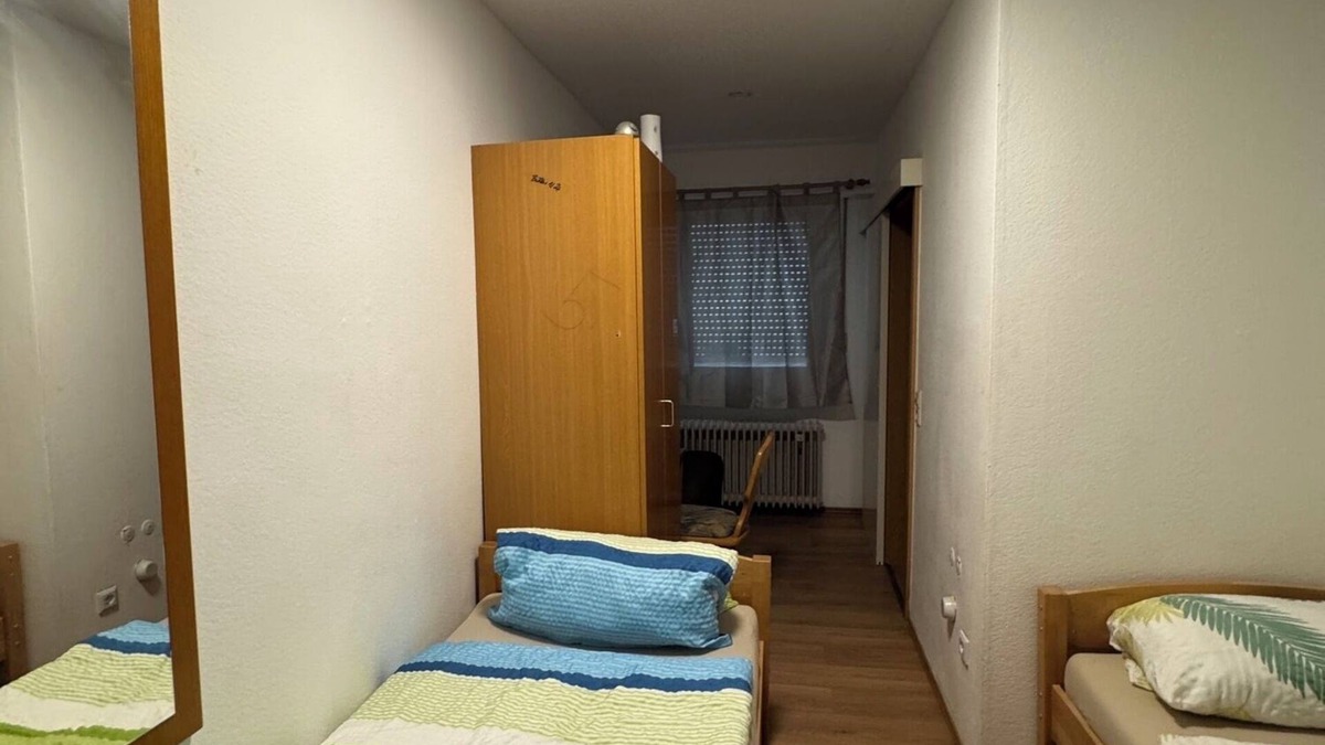 Berg Apartment | Room 'Zimmer 9' with Wi-Fi