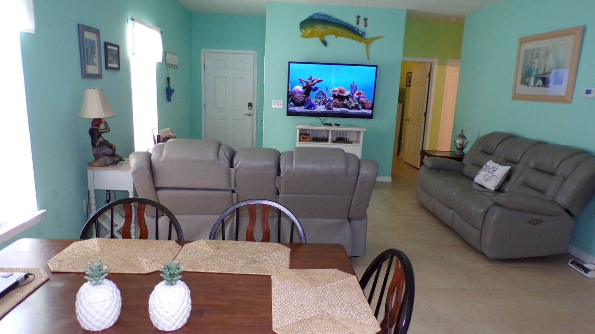Orange Beach Villa | Roomy 2 bed 2 bath just minutes from the Wharf, and the beach!