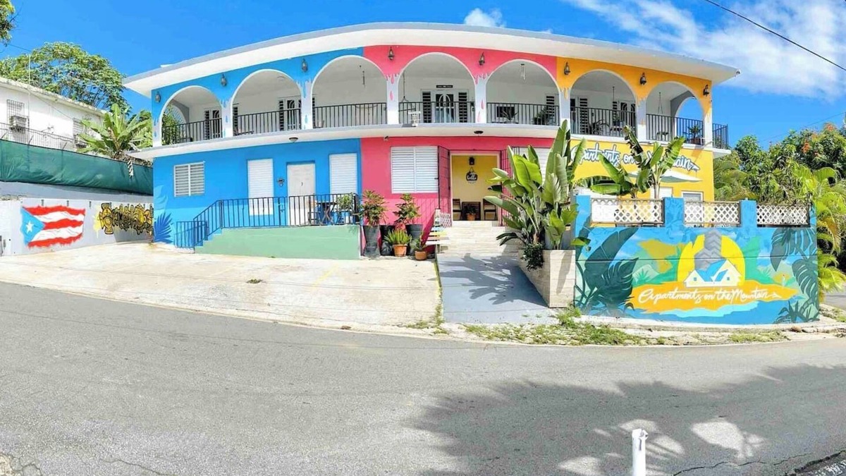 Ceiba Apartment | Roomy Eco-Friendly Stay | Queen Bed + Sleeper, Solar-Powered | Close to Culebra Ferry