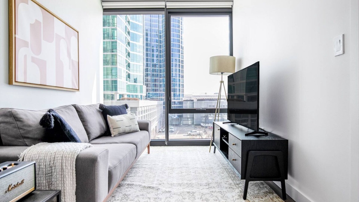 South Loop Apartment | Roomy South Loop 1BR w/Pool, Lounge, walk to CTA Trains, by Blueground