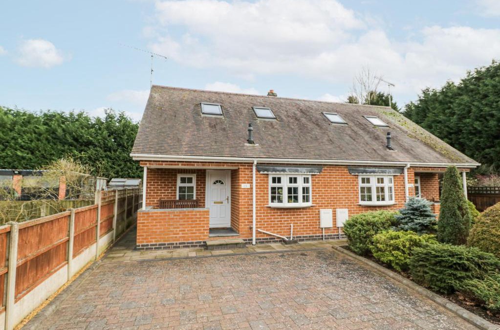 Stourport-on-Severn House | Rooster