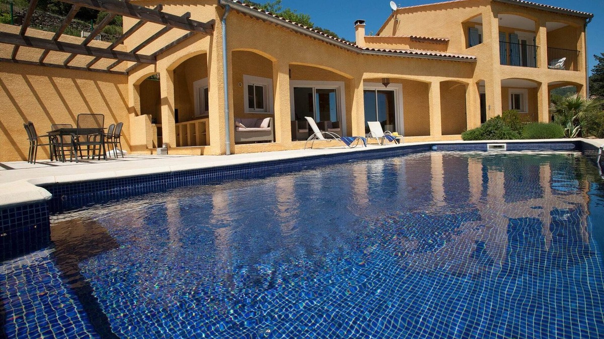 Roquebrun Villa | Roquebrun Villa with Pool