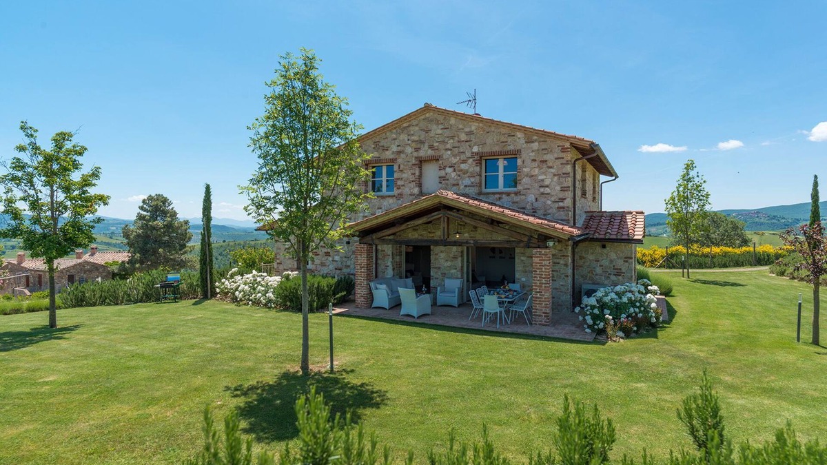 Fabro Villa | Rosa Dei Venti 8, Emma Villas