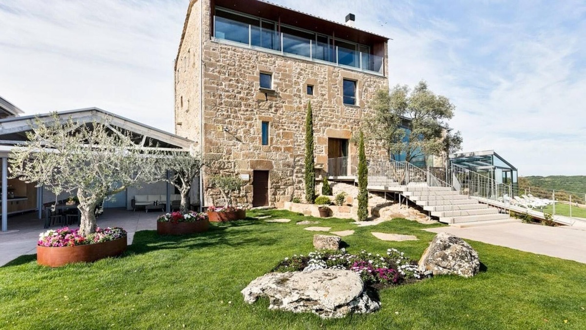 Tora Villa | Rosa Puigfvallferosa 561.356