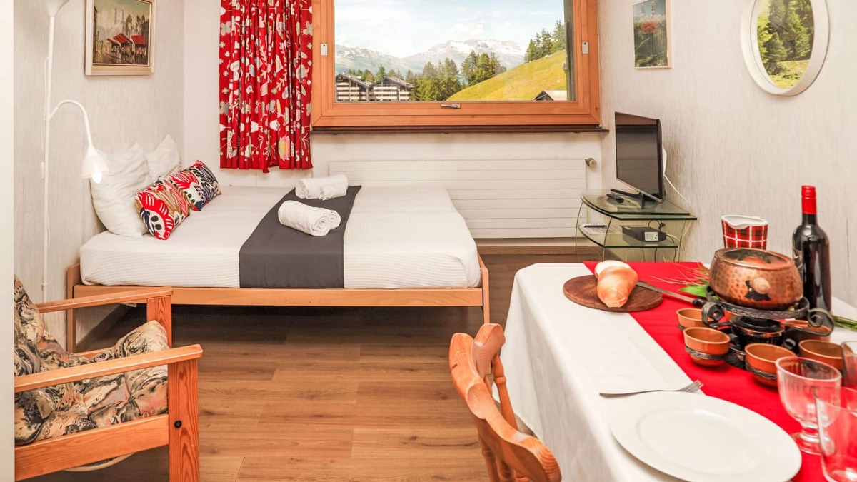 Noveli Apartment | Rosablanche E36 by Interhome