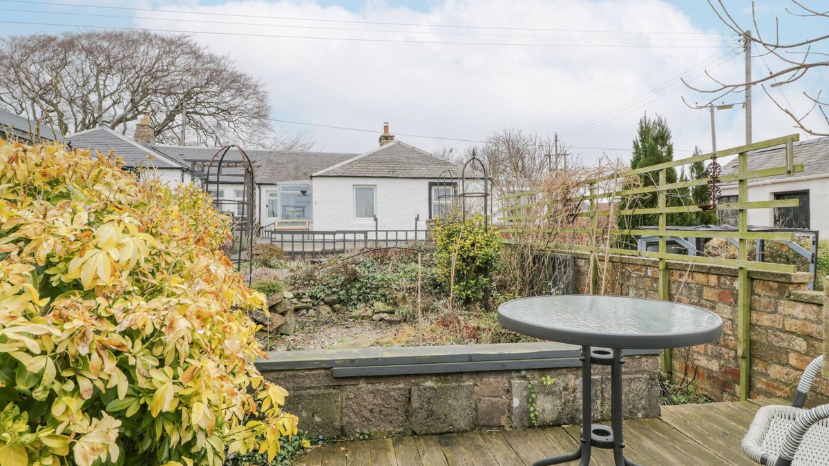 Irvine Cottage | Rosalin Cottage