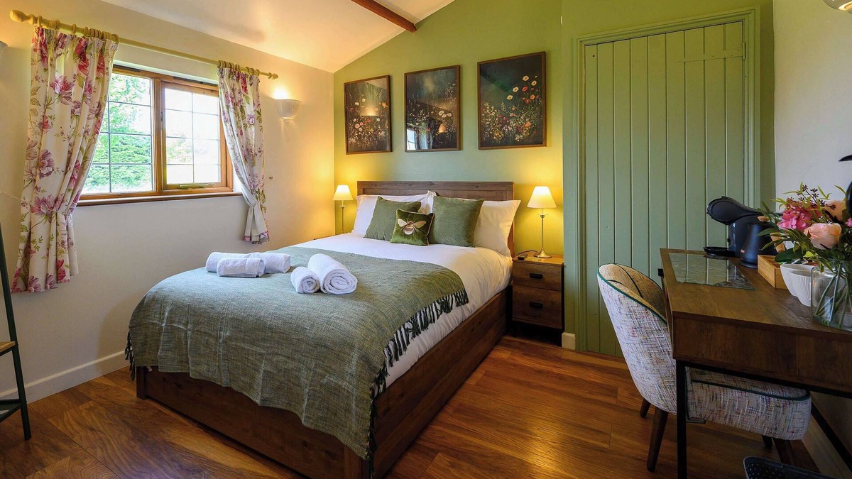 Staple Hill Apartment | Rose by STAE-Homes Su