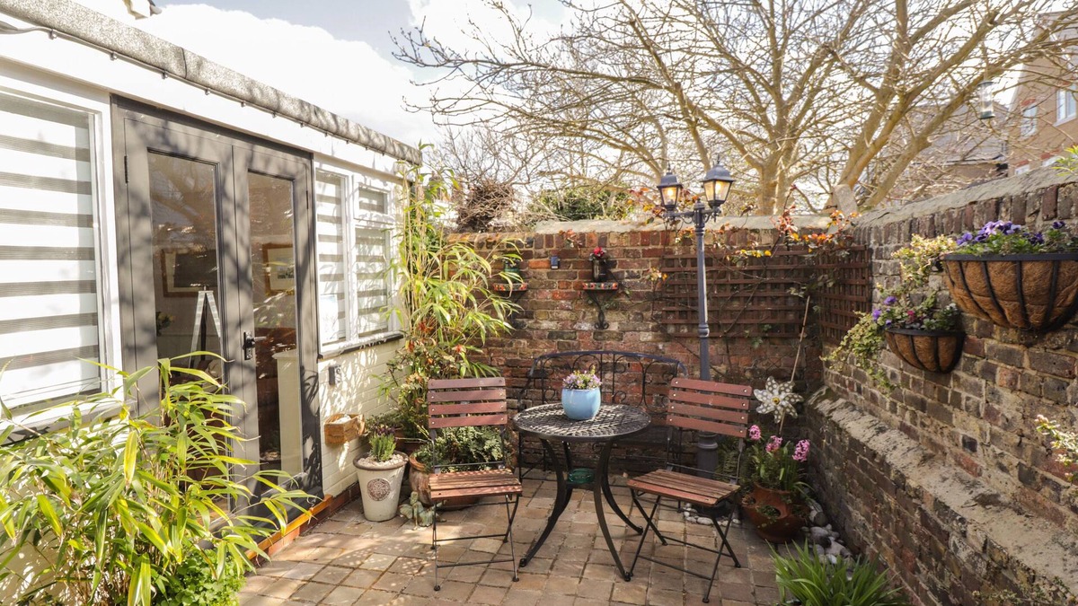 Deal Cottage | Rose Cottage