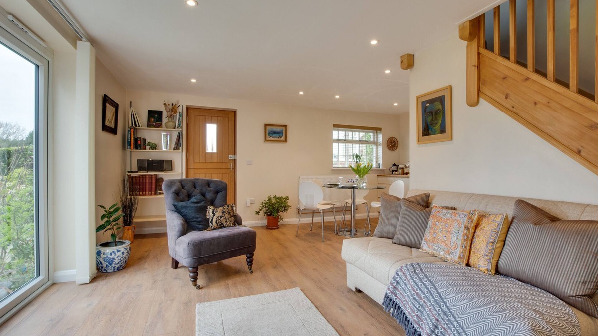Cranbrook House | Rose Cottage - One Bedroom House, Sleeps 2