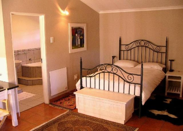 Harrismith Apartment | Rose Garden Manor House