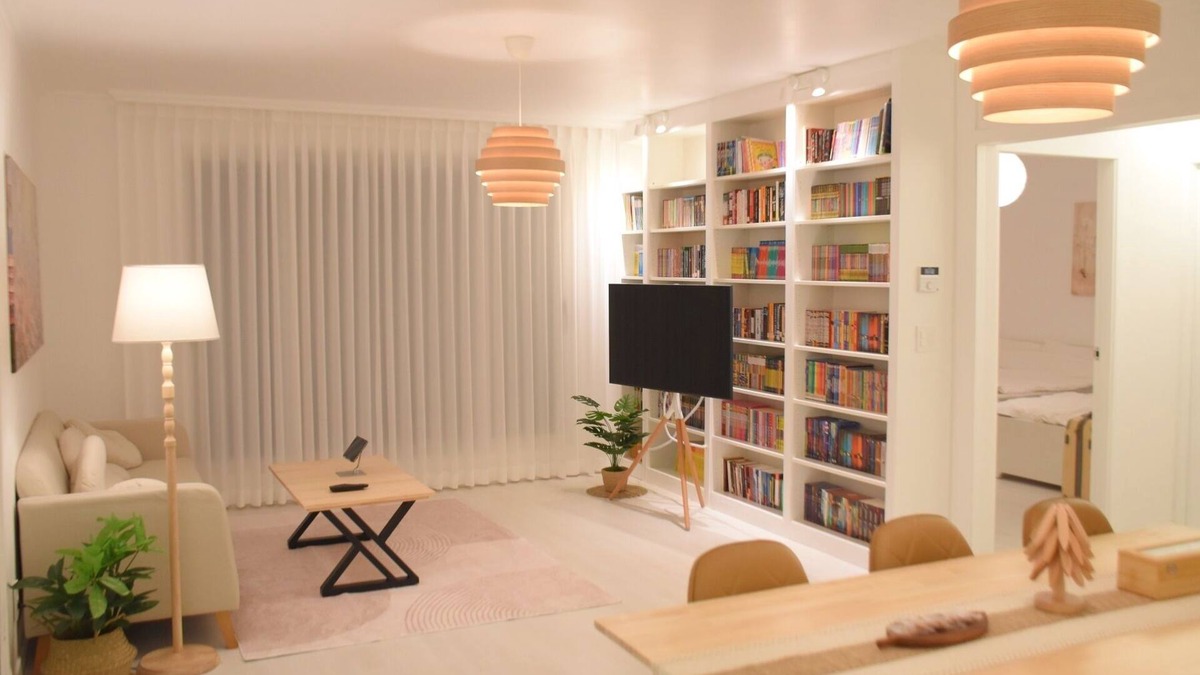 Seo-Gu House | RoseBrickHouse/5mins to Terminal, Metro/Books/Cozy/8ppl/City Centre/
