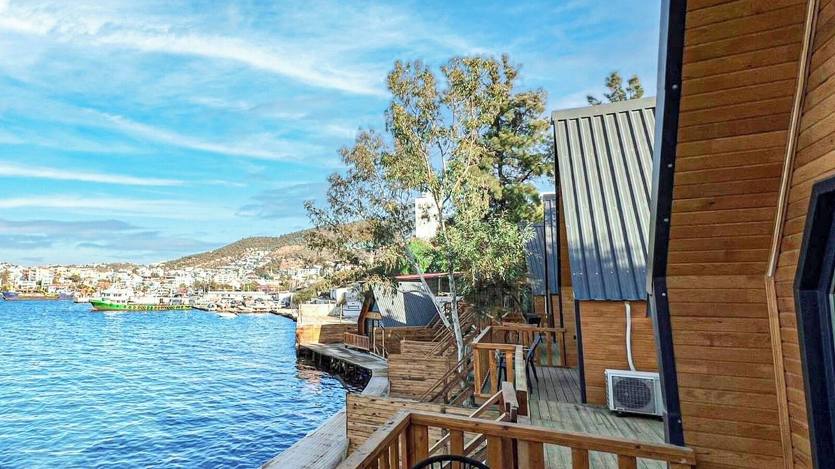 Gulluk House | Roseira Bungalov