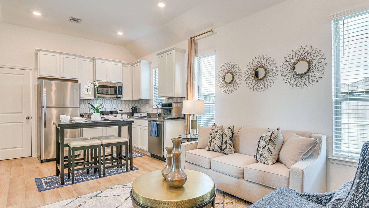Rosenberg Apartment | Rosenberg Apartment, 10 Mi to Smithers Lake