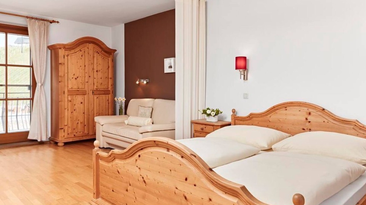 Gruisla Bed & Breakfast | Rosenzimmer - Winzerhof Klöckl