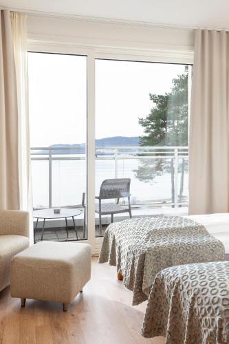Lyngdal Hotel | Rosfjord Strandhotel