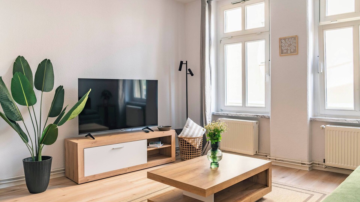 Merseburg City Center Apartment | Rosini Living & Stays - Maximi Loft - Central loft for business & family
