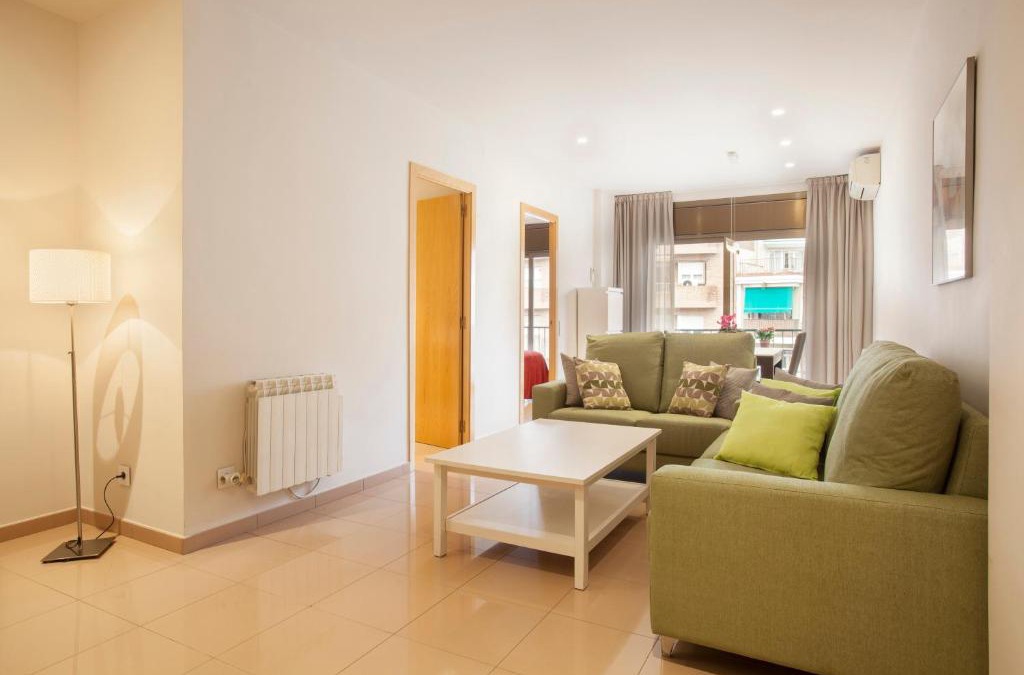 El Camp de l'Arpa del Clot Apartment | Rosselló Apartment