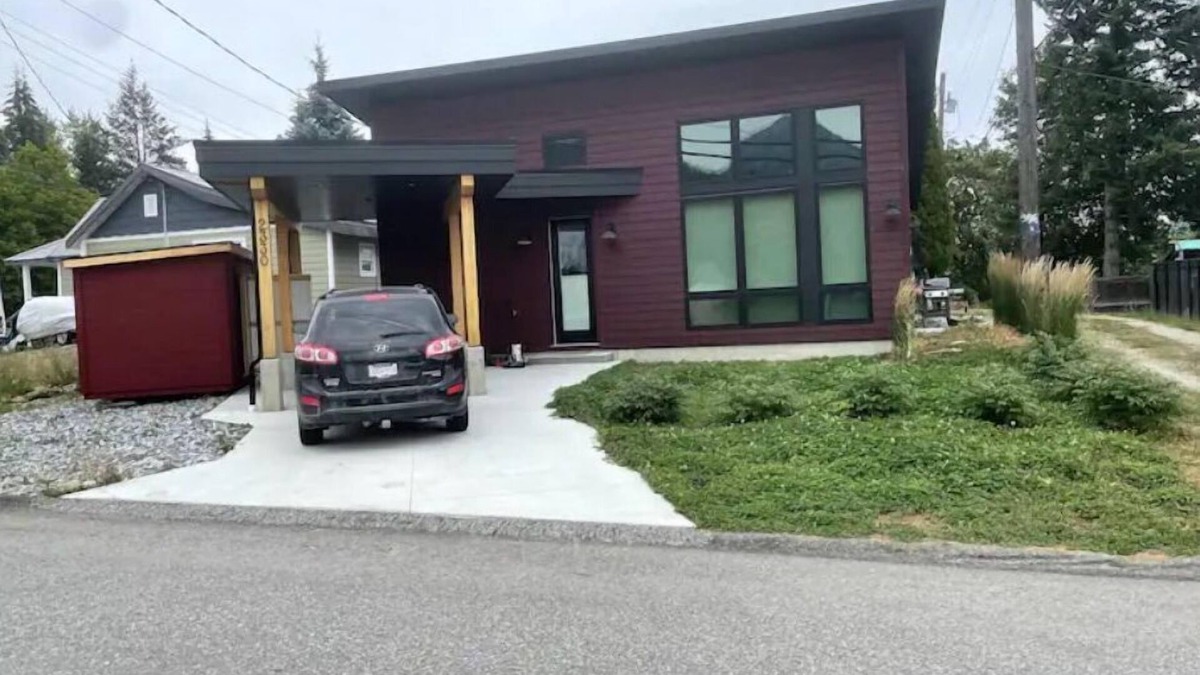 Rossland House | Rossland Mountain View - New 2-bedroom Home
