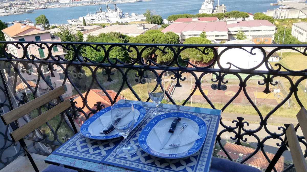 La Spezia Apartment | Rosy1-Sea view/balcony/private parking IT011015C252YOLH8R