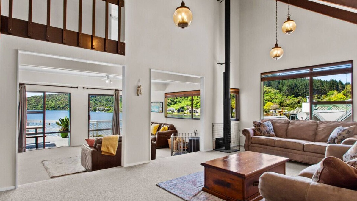 Rotorua House | Rotoiti Bay Bliss Rotorua