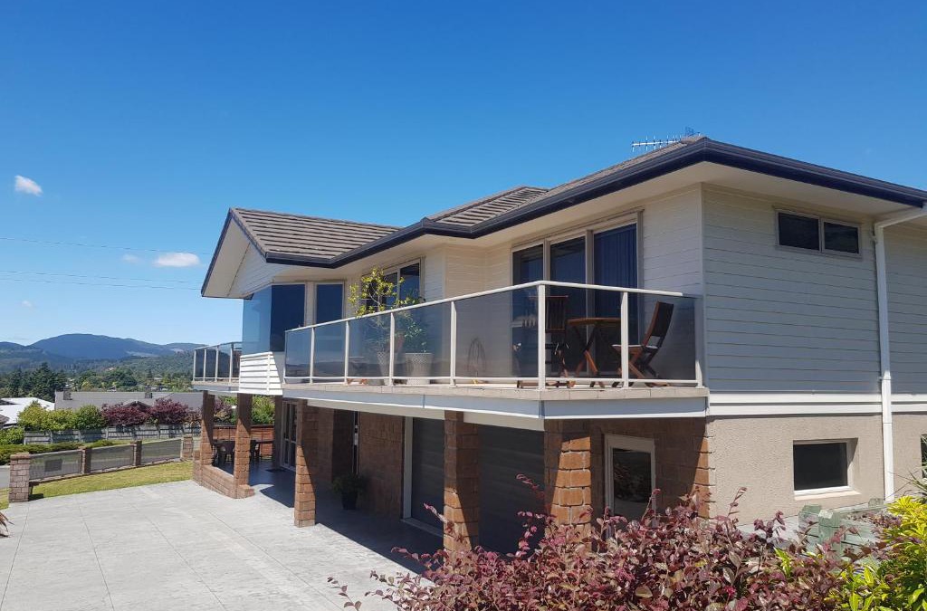 Rotorua Bed & Breakfast | Rotorua Views B&B/Apartment