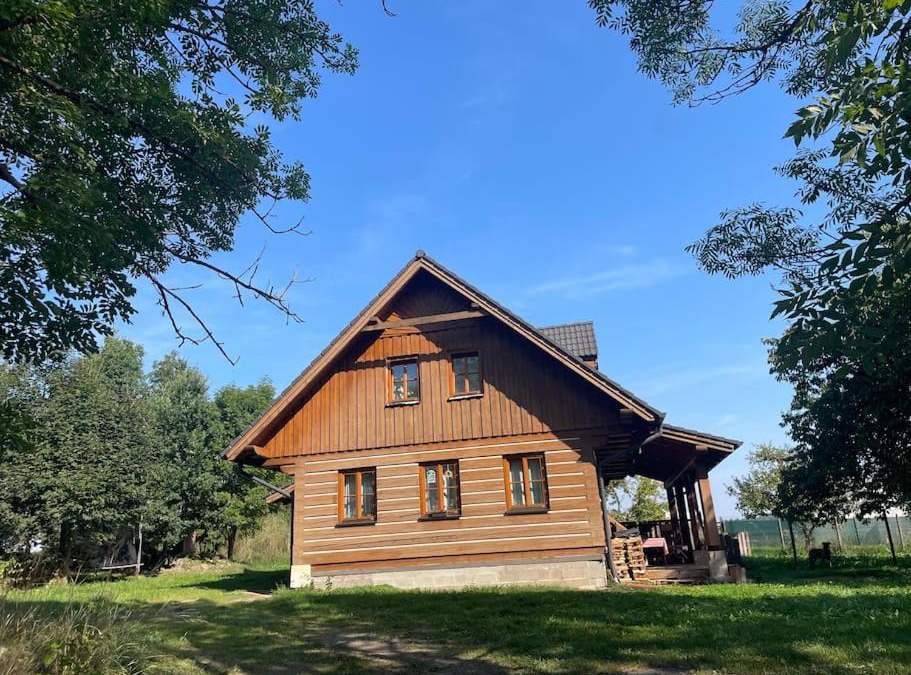 Zbizuby Ski Chalet | Roubenka v Posázaví