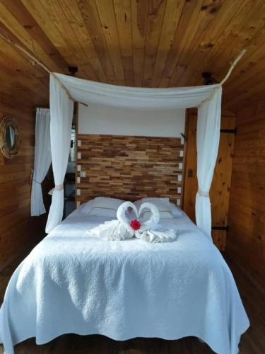 Cabariot House | Roulotte à la campagne avec son spa à Cabariot