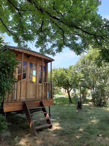 Etoile-sur-Rhone House | Roulotte Marcel Chaix Accueil