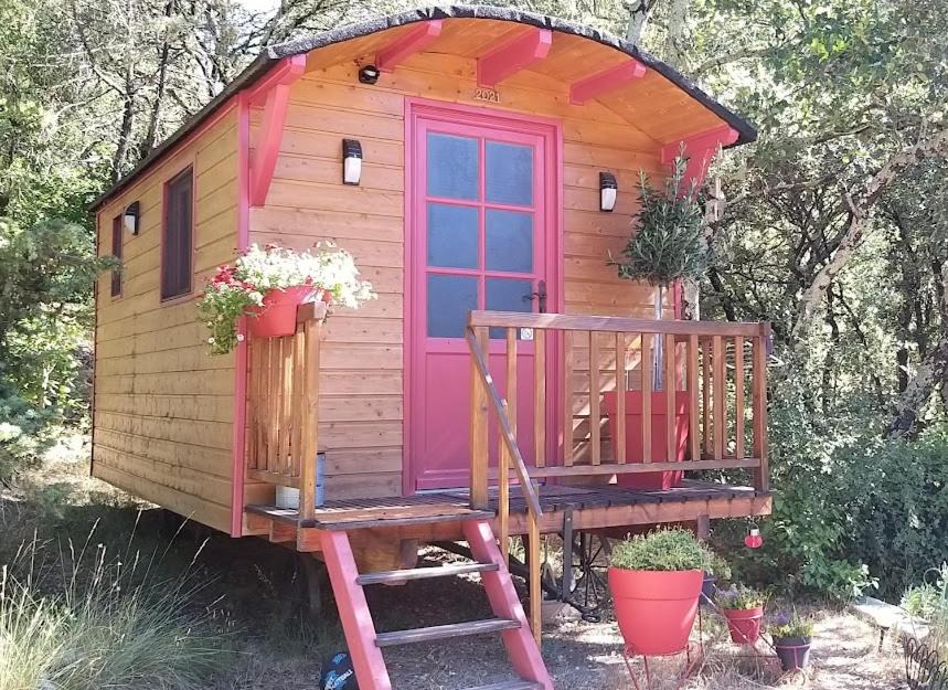 Monteils House | Roulotte romantique avec piscine en Cévennes