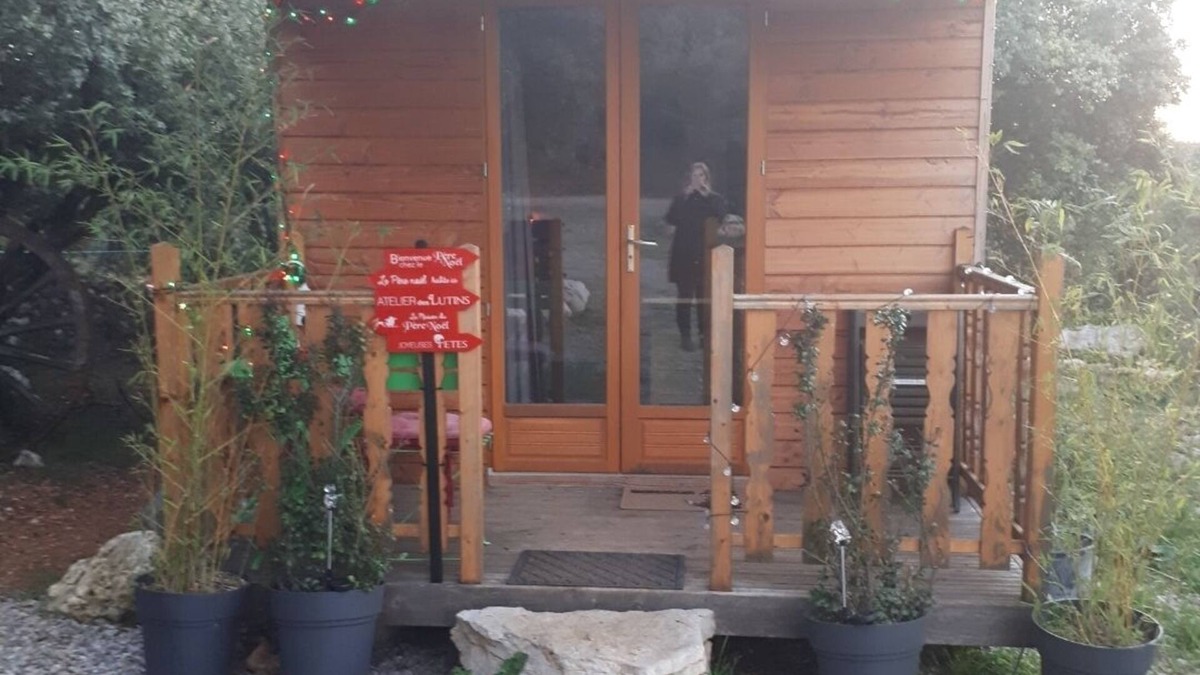 Cournonterral Ski Chalet | Roulotte Toute Équipée en Garrigue au Calme